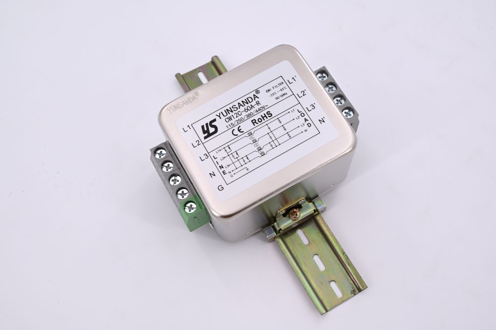 三相四線系列濾波器